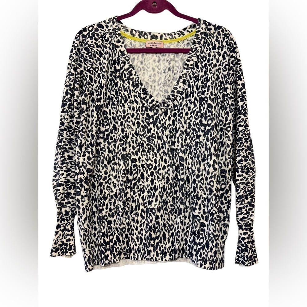 Juicy Couture leopard print sweater Med